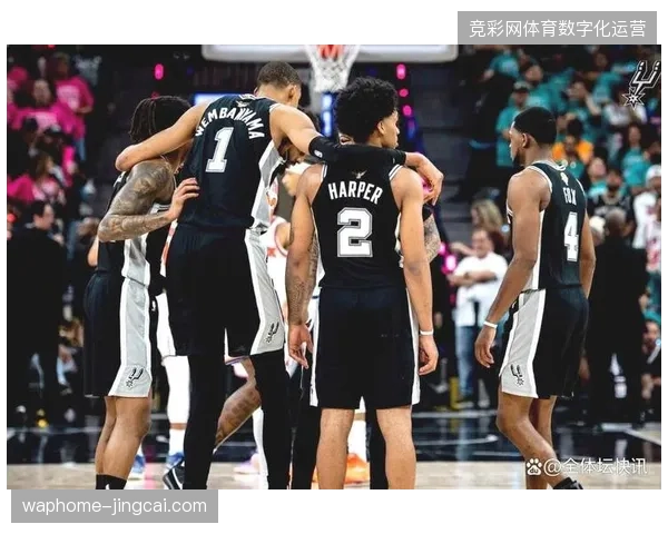 文班亚马关键时刻连续犯错，马刺憾负尼克斯总决赛陷入0-2落后